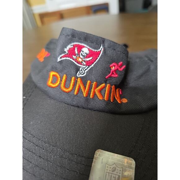 Dunkin Donuts Tampa Bay Buccaneers Black Visor Hat Adjustable - Picture 7 of 16
